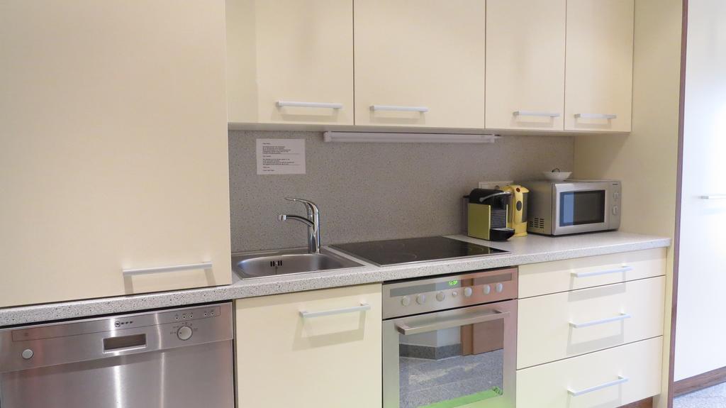 Apartement Maria Trost Грац Екстериор снимка
